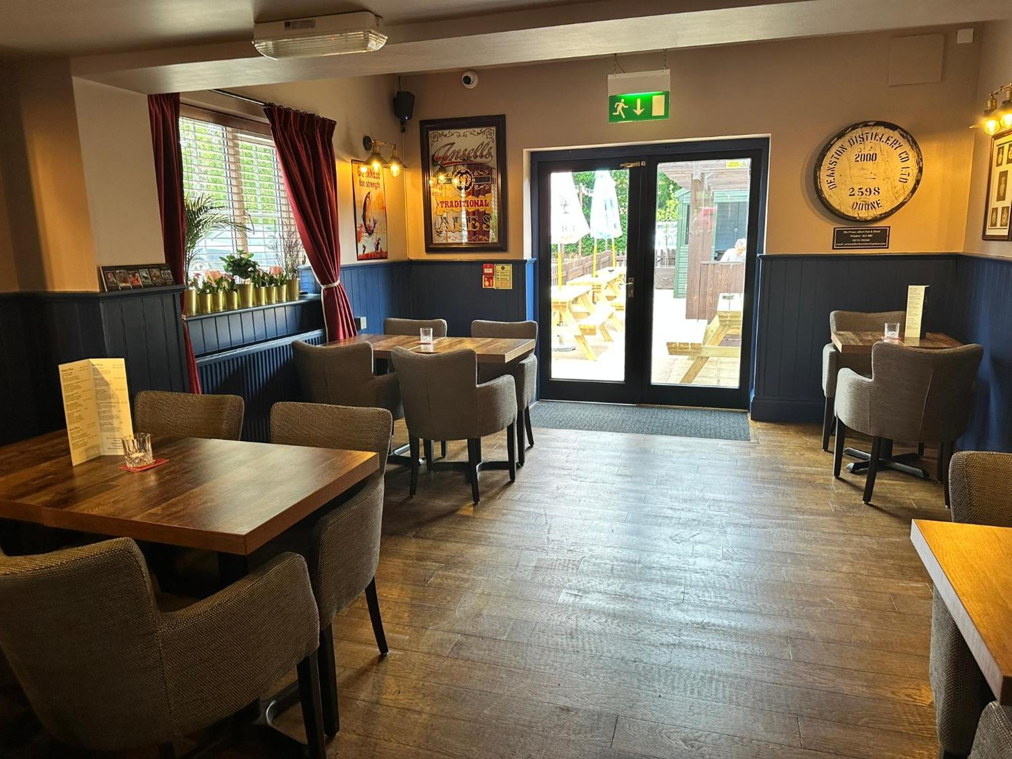 The Prince Albert Pub & Hotel Windsor Esterno foto