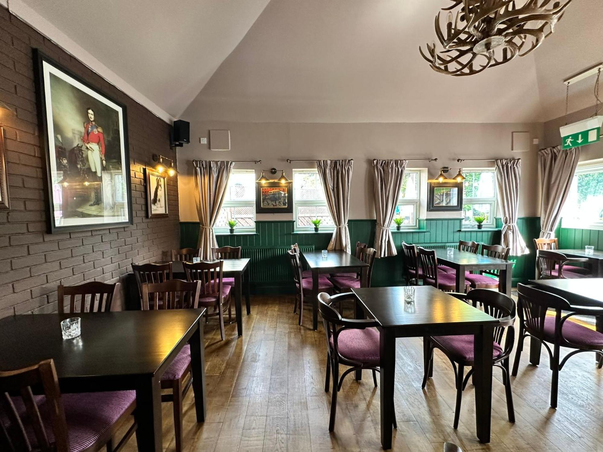 The Prince Albert Pub & Hotel Windsor Esterno foto
