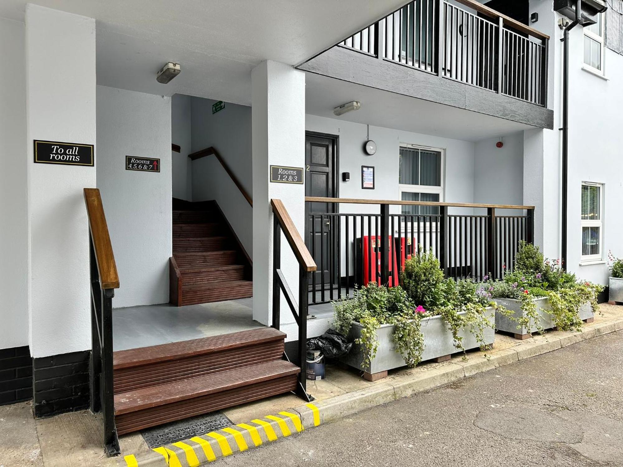 The Prince Albert Pub & Hotel Windsor Esterno foto